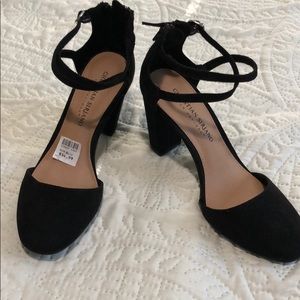 Christian Siriano pumps size 6 1/2. NWT